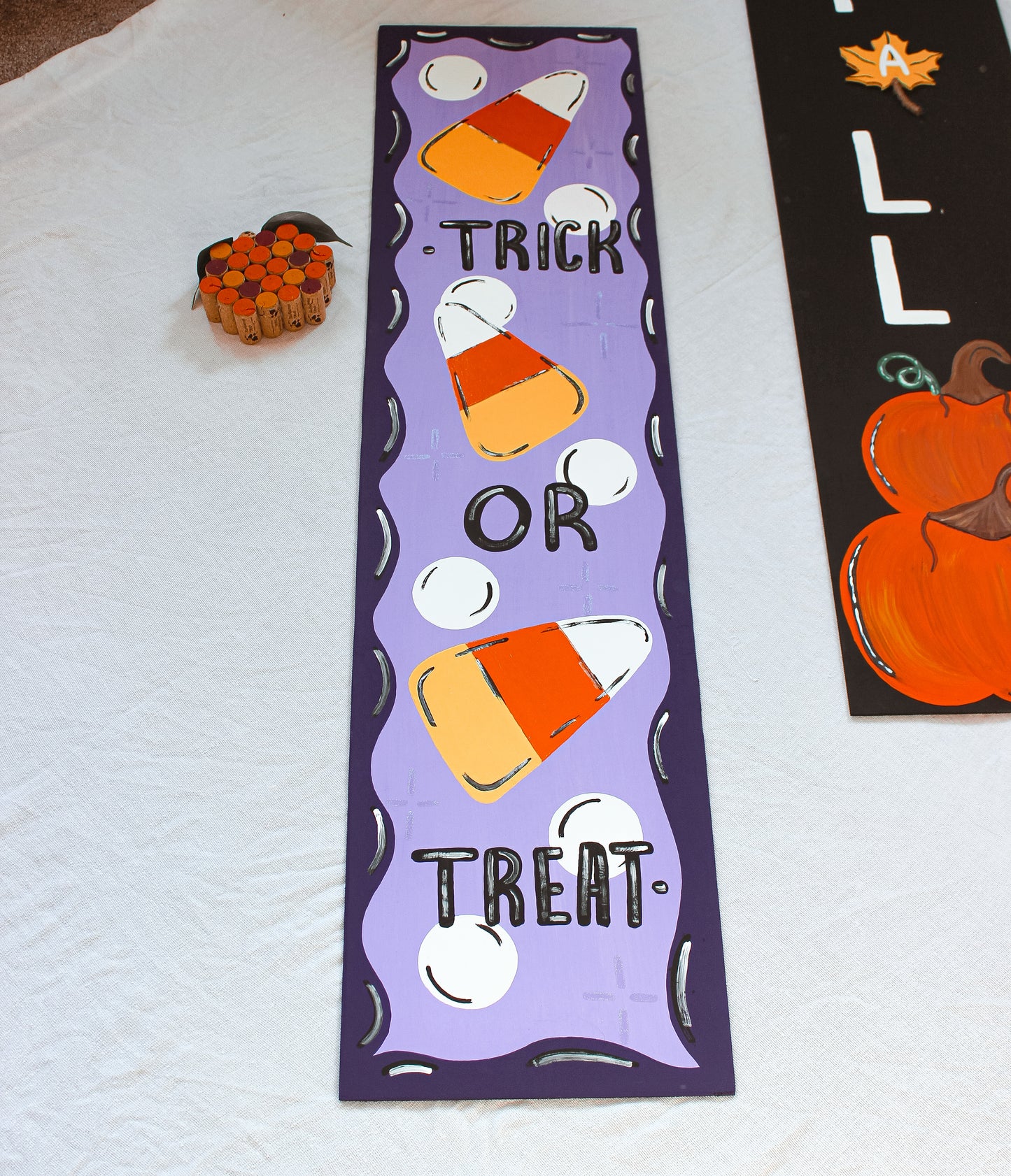 Trick or Treat Porch Leaner Sign