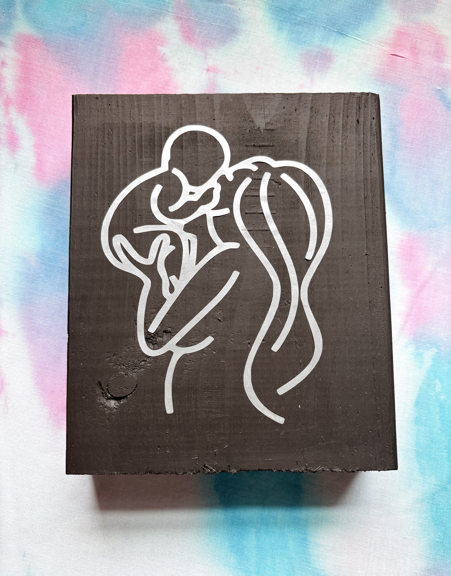 Cuddled Standing Sign